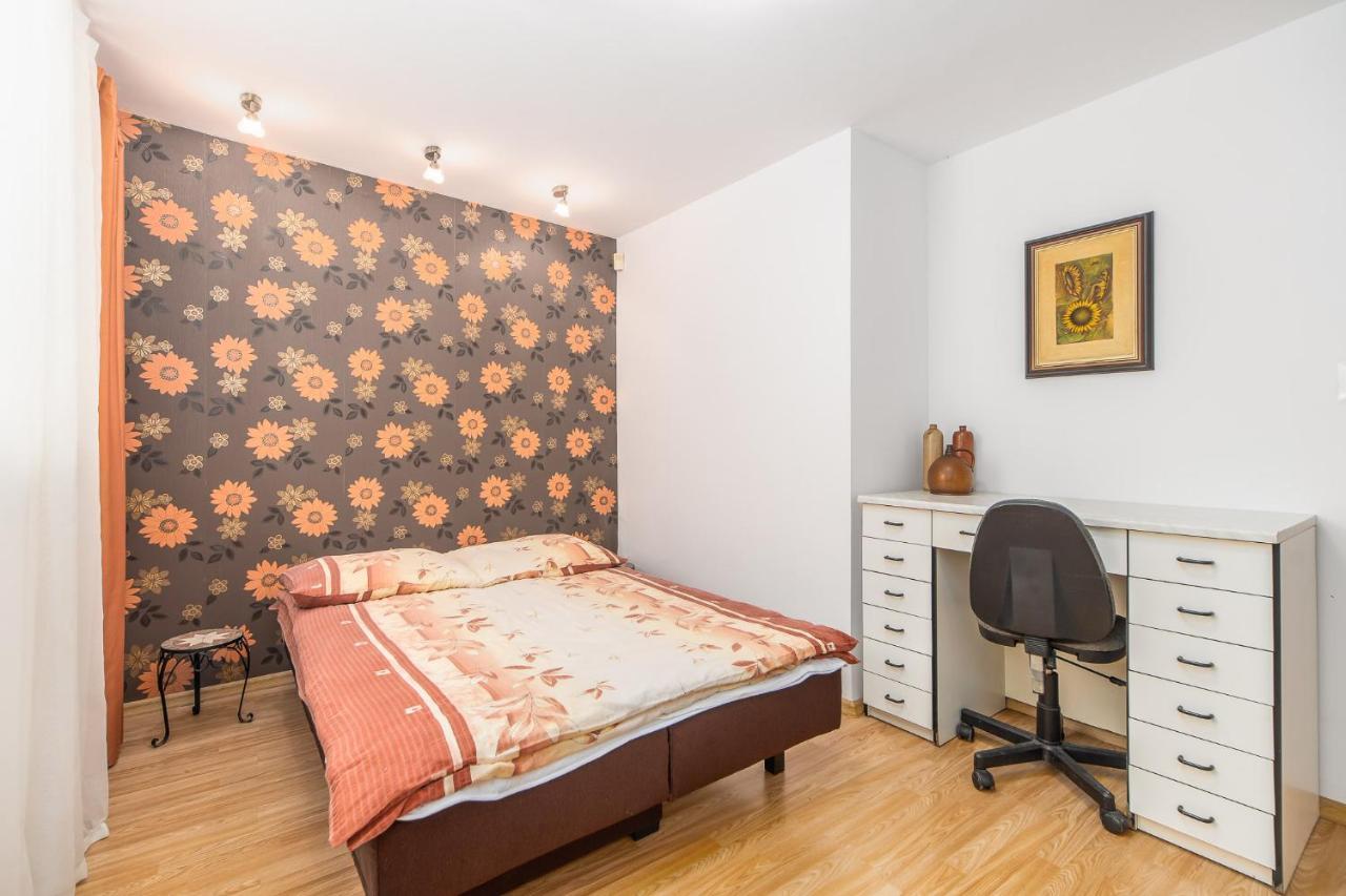 Pod Roza Wiatrow Apartment Kolobrzeg Luaran gambar